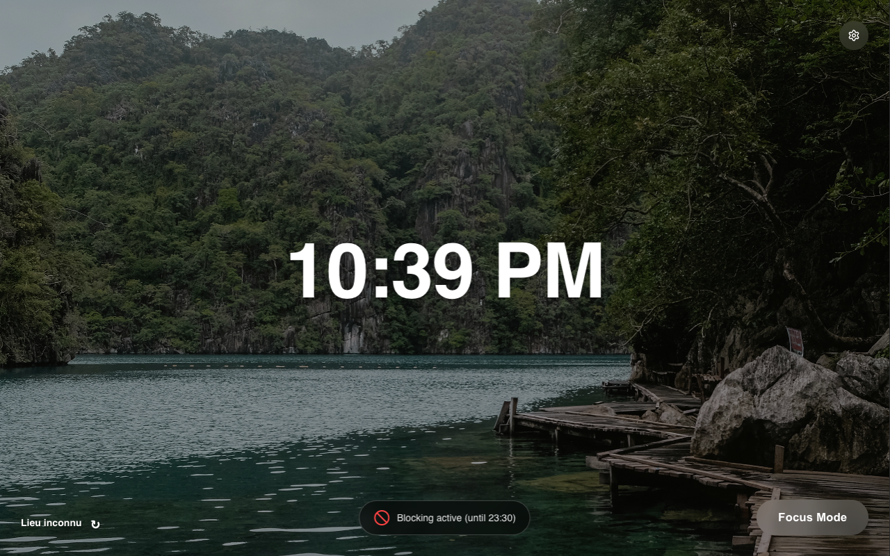Kanso clean view with Unsplash background and site blocking active